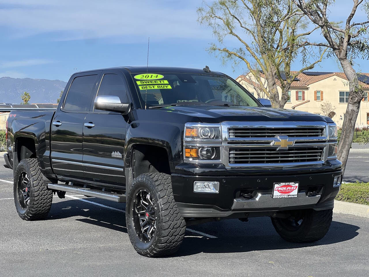 Used 2014 Chevrolet Silverado 1500 High Country w/ High Country Premium Package image 5