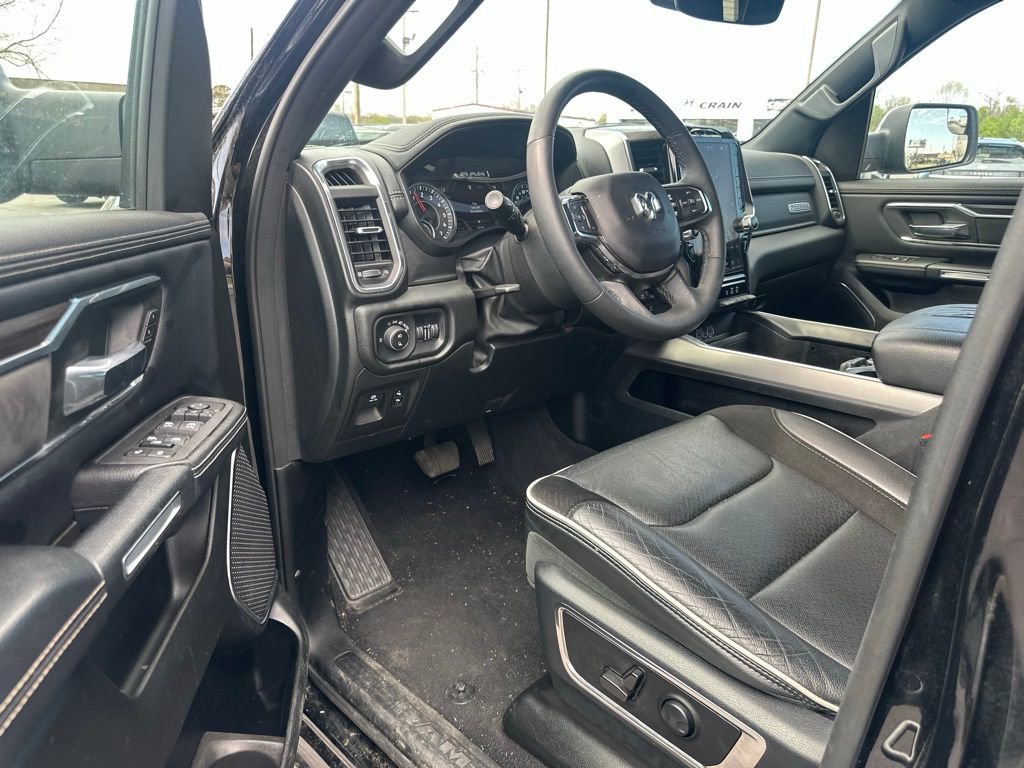 Used 2025 RAM 1500 Laramie image 28