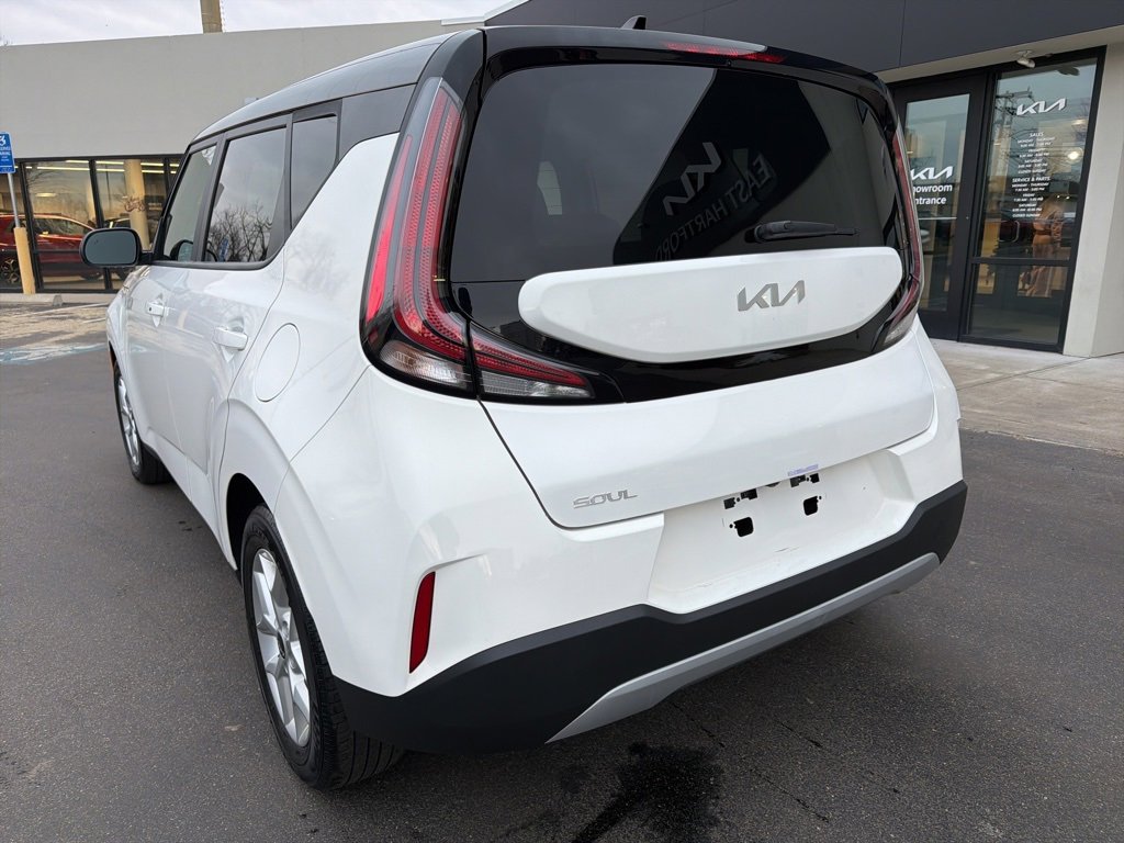 Certified 2023 Kia Soul S image 9