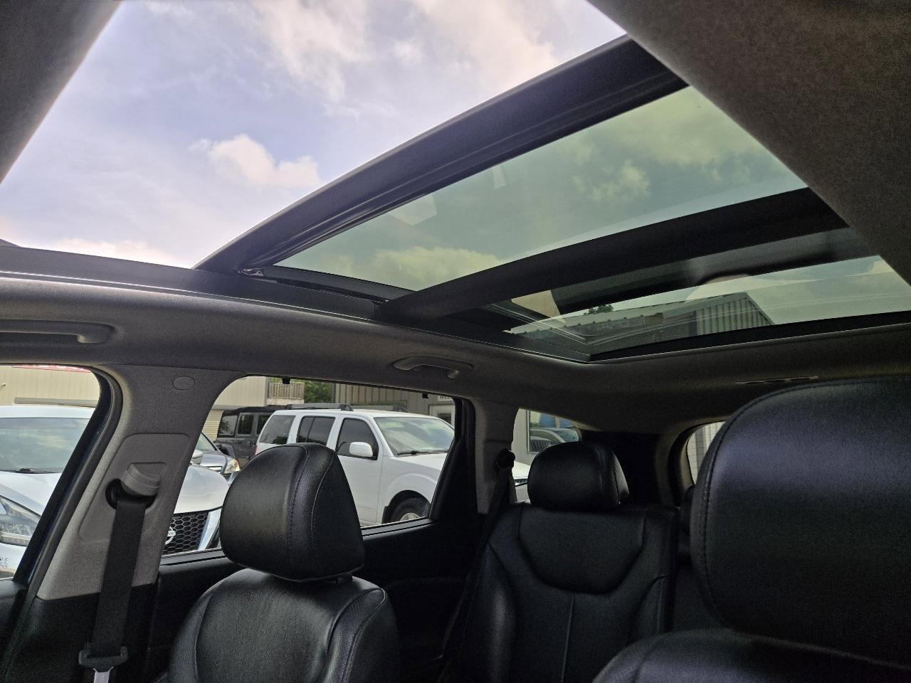 Used 2019 Hyundai Santa Fe AWD w/ Cargo Package image 20