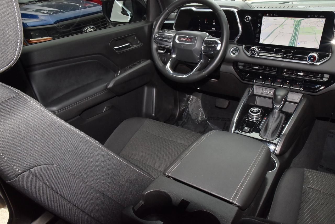 Used 2023 GMC Canyon Elevation AWD/4WD image 15