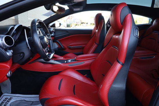 Used 2017 Ferrari GTC4Lusso AWD/4WD image 17