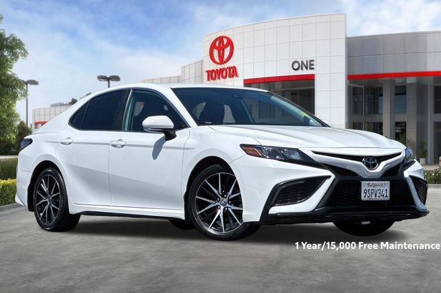 Certified 2023 Toyota Camry SE FWD image 2