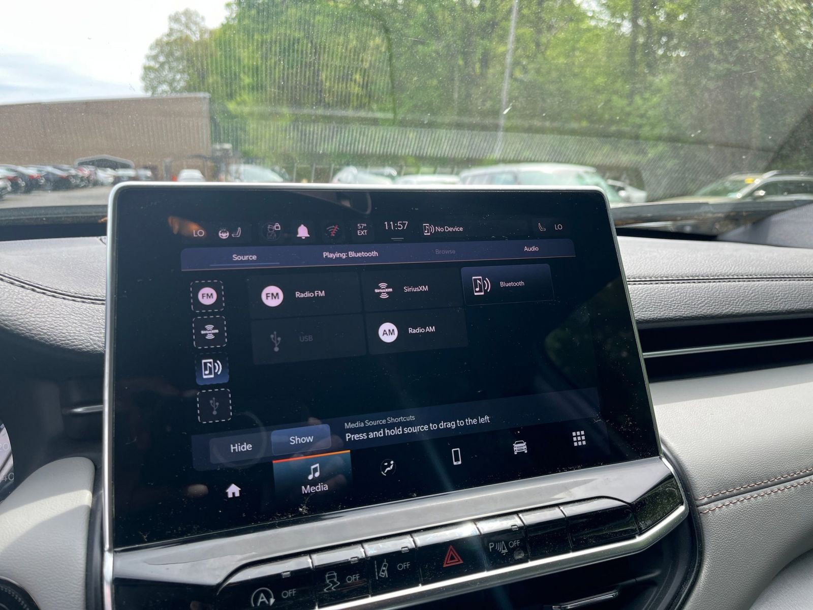 Used 2025 Jeep Compass Limited image 20