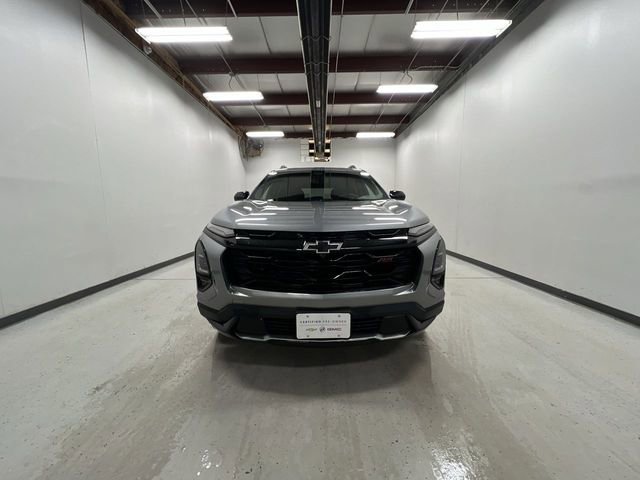 Certified 2025 Chevrolet Equinox RS w/ Safety and Technology Package image 3