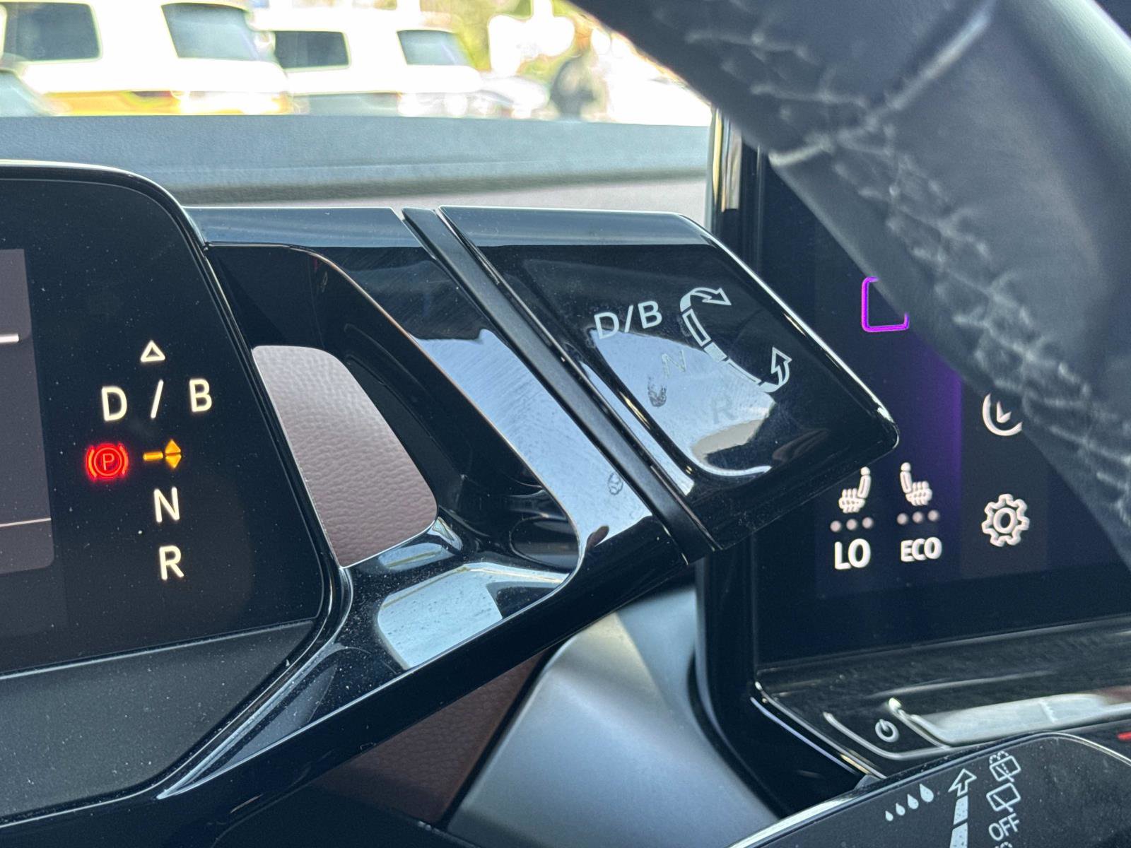 Certified 2022 Volkswagen ID.4 Pro S image 23