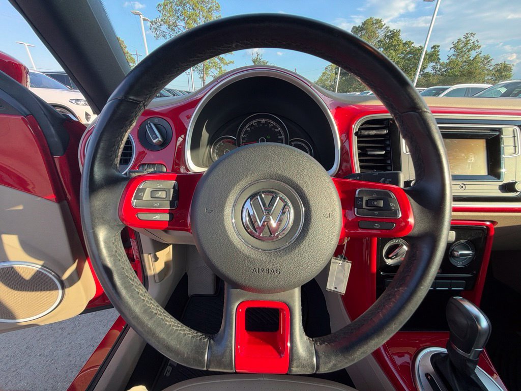 Used 2019 Volkswagen Beetle 2.0T S FWD image 13