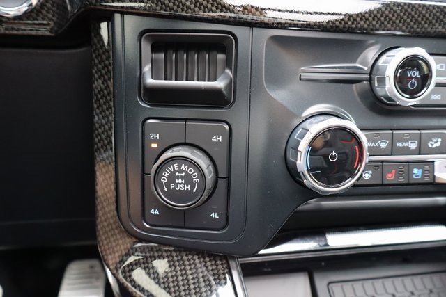 New 2025 Ford F150 Lariat w/ Equipment Group 502A High image 35