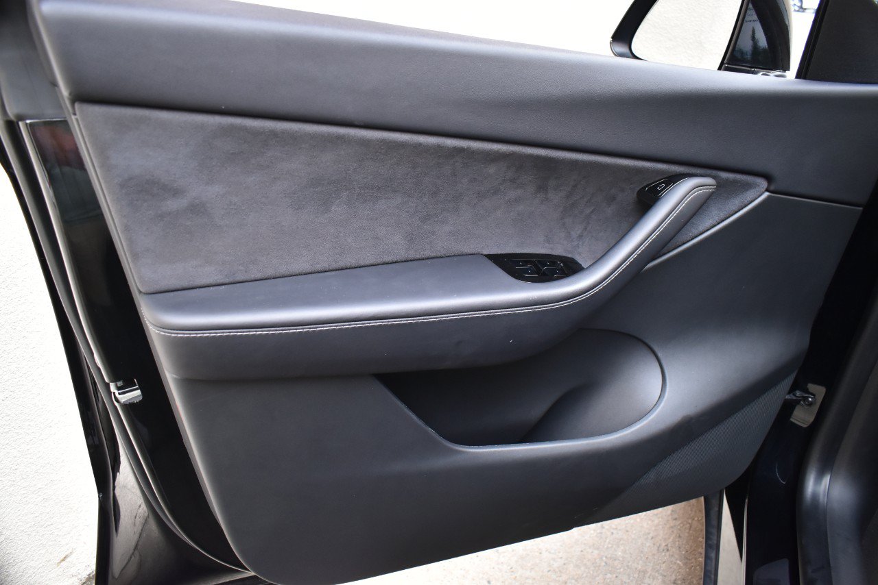Used 2021 Tesla Model Y 2WD image 14