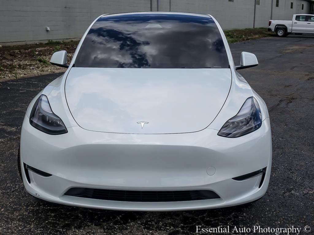 Used 2025 Tesla Model Y Long Range AWD/4WD image 6