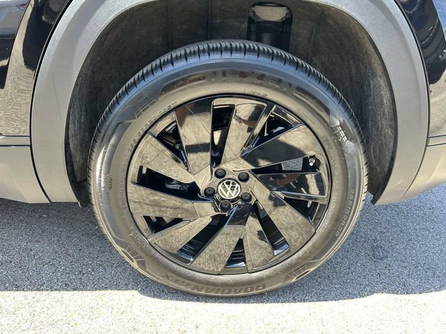 Used 2026 Volkswagen Atlas Cross Sport SE w/ Panoramic Sunroof Package AWD/4WD image 8