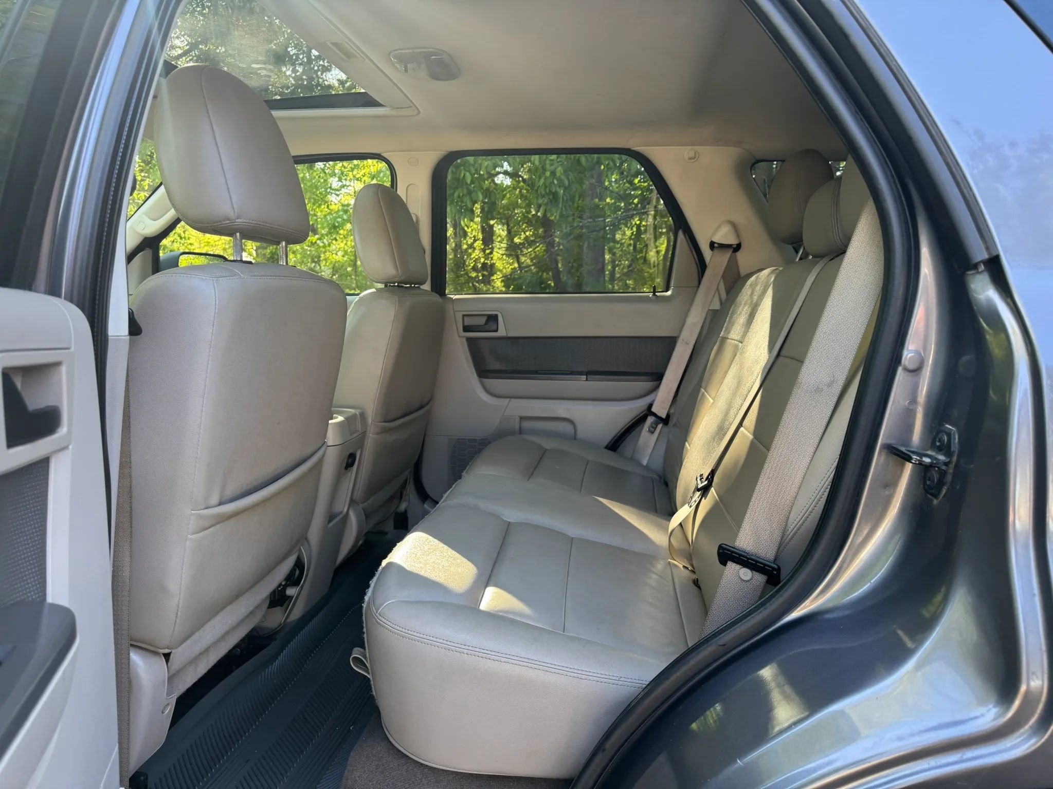 Used 2010 Ford Escape XLT FWD image 14