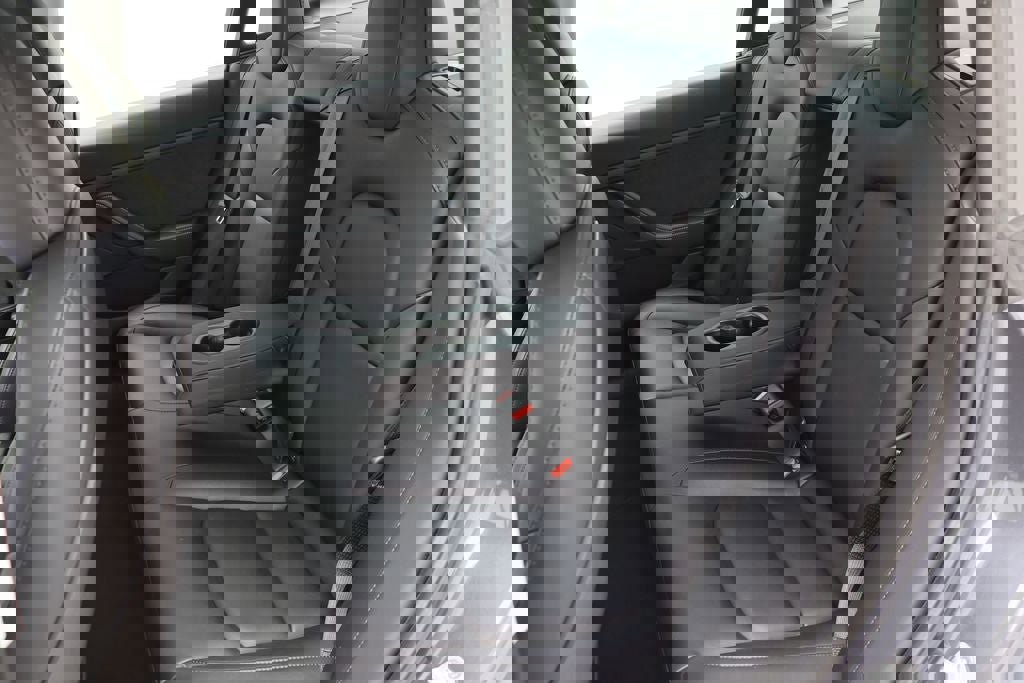 Used 2023 Tesla Model 3 Standard Range image 11