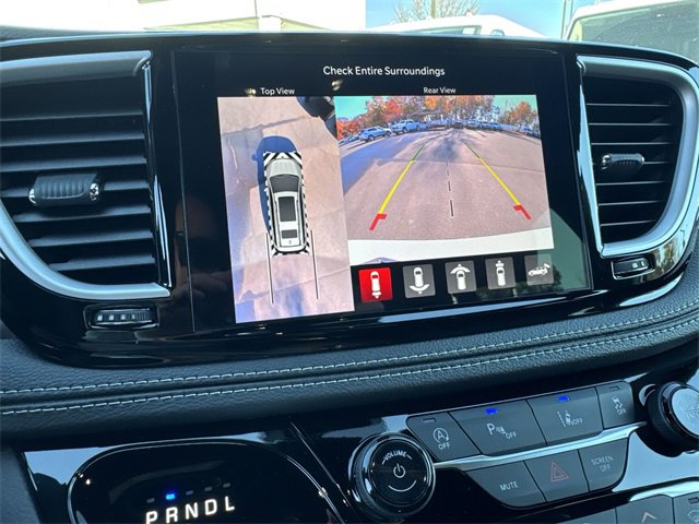 New 2026 Chrysler Pacifica Select image 24