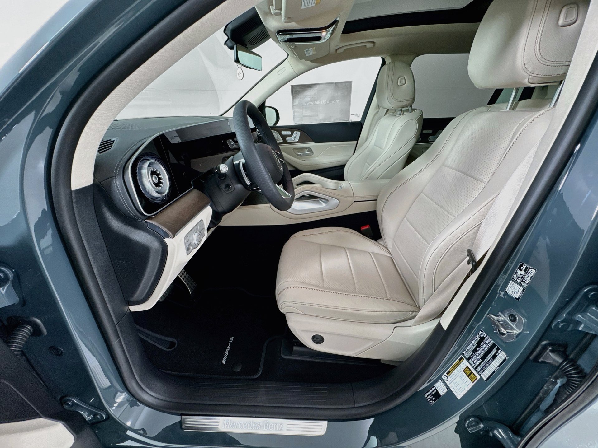 New 2027 Mercedes-Benz GLS 450 4MATIC image 23