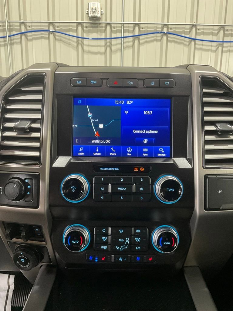 Used 2020 Ford F350 Platinum w/ FX4 Off-Road Package image 16