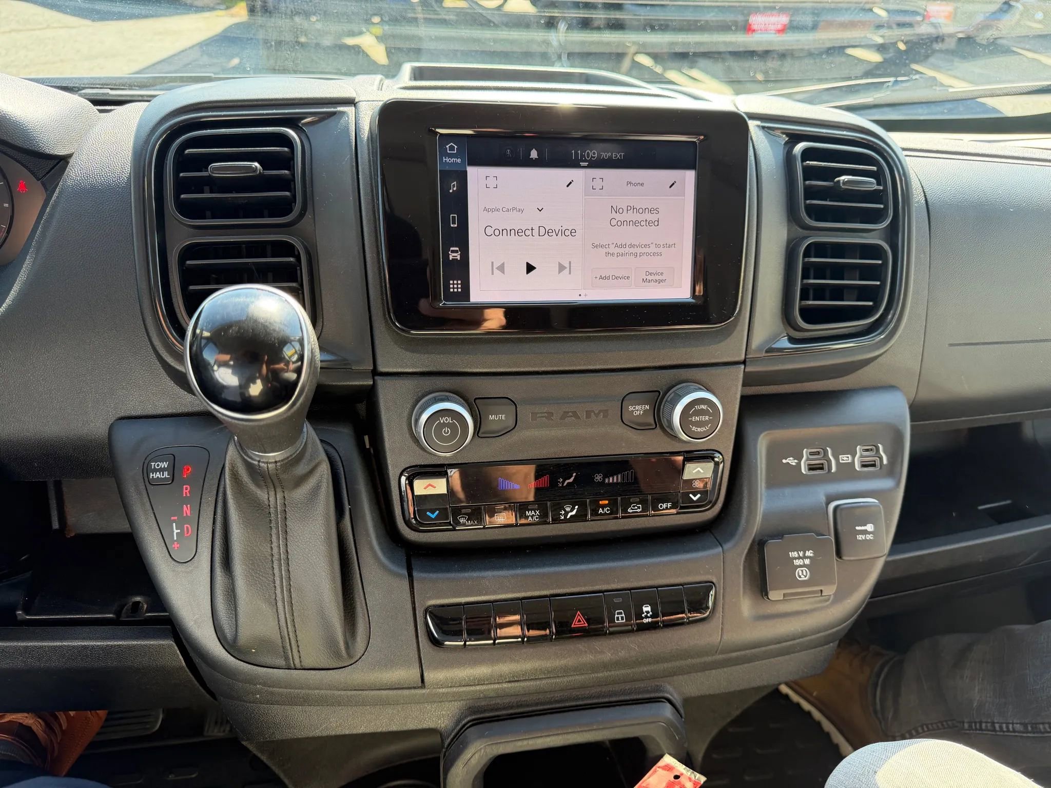 Used 2022 RAM ProMaster 2500 w/ Interior LED Lighting Group image 17