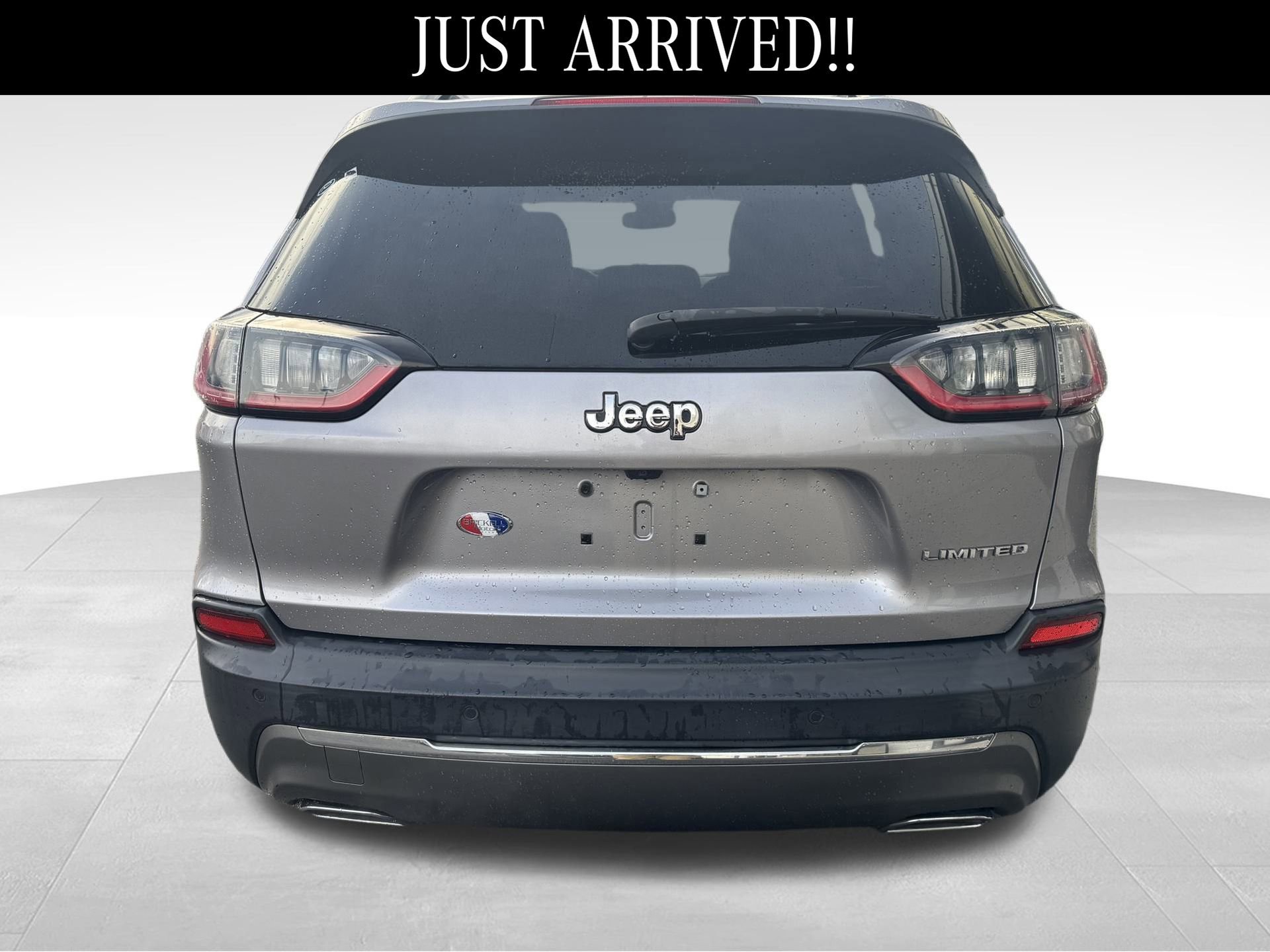 Used 2019 Jeep Cherokee Limited w/ Luxury Group image 4