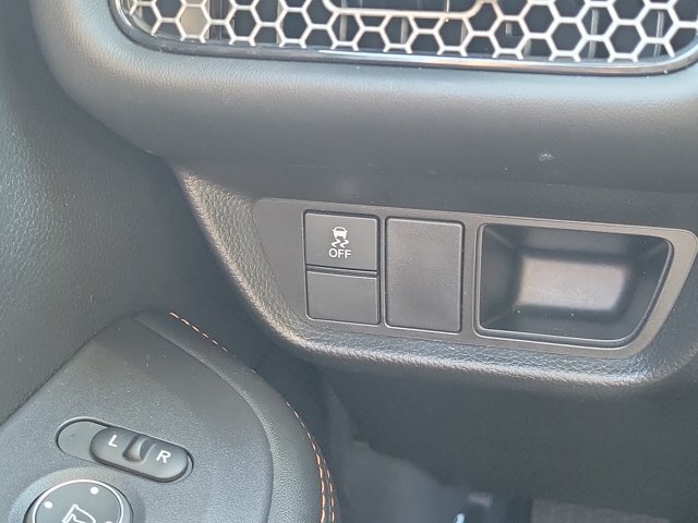 Certified 2024 Honda HR-V Sport image 17