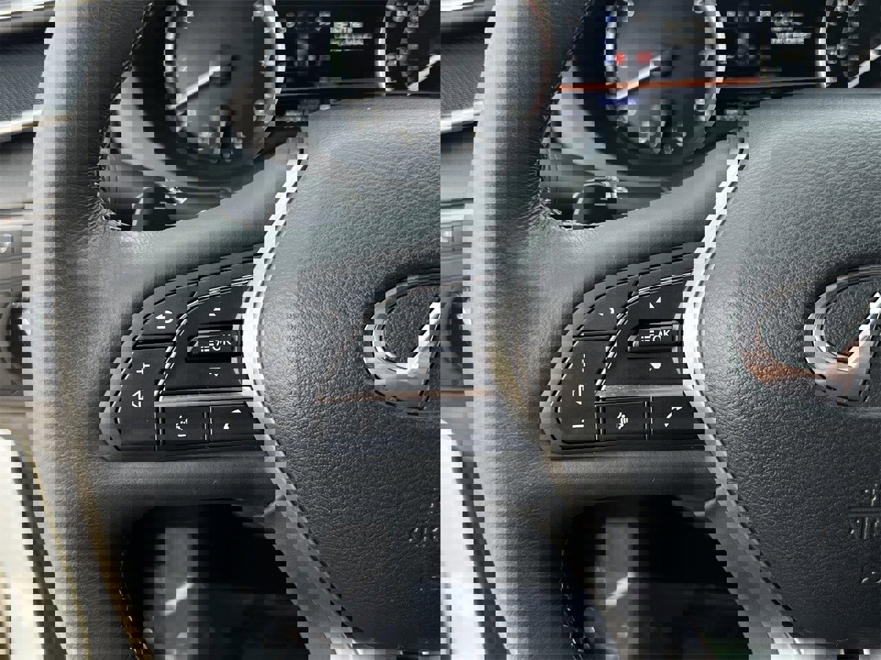 Used 2023 INFINITI QX50 Sport w/ Cargo Package image 11