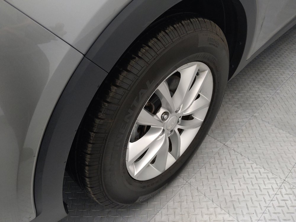 Used 2017 Kia Sorento FWD w/ LX Convenience Package image 31