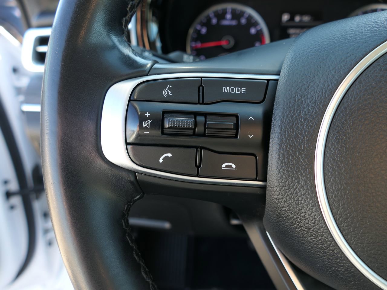 Used 2022 Kia K5 EX image 15