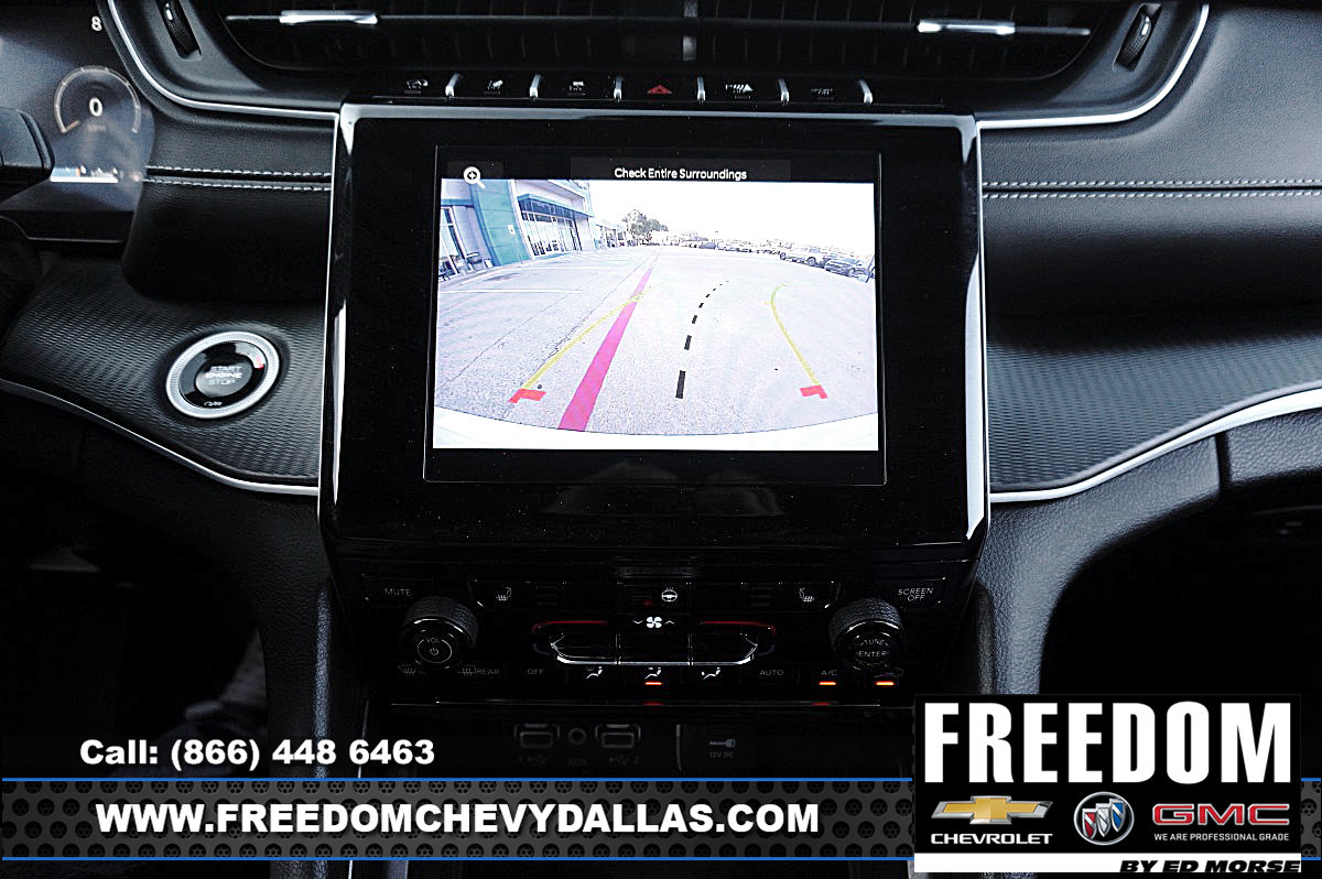 Used 2024 Jeep Grand Cherokee Altitude RWD image 5