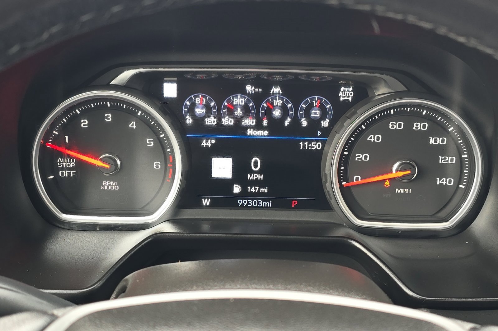 Used 2021 Chevrolet Suburban Premier w/ Premium Package image 26