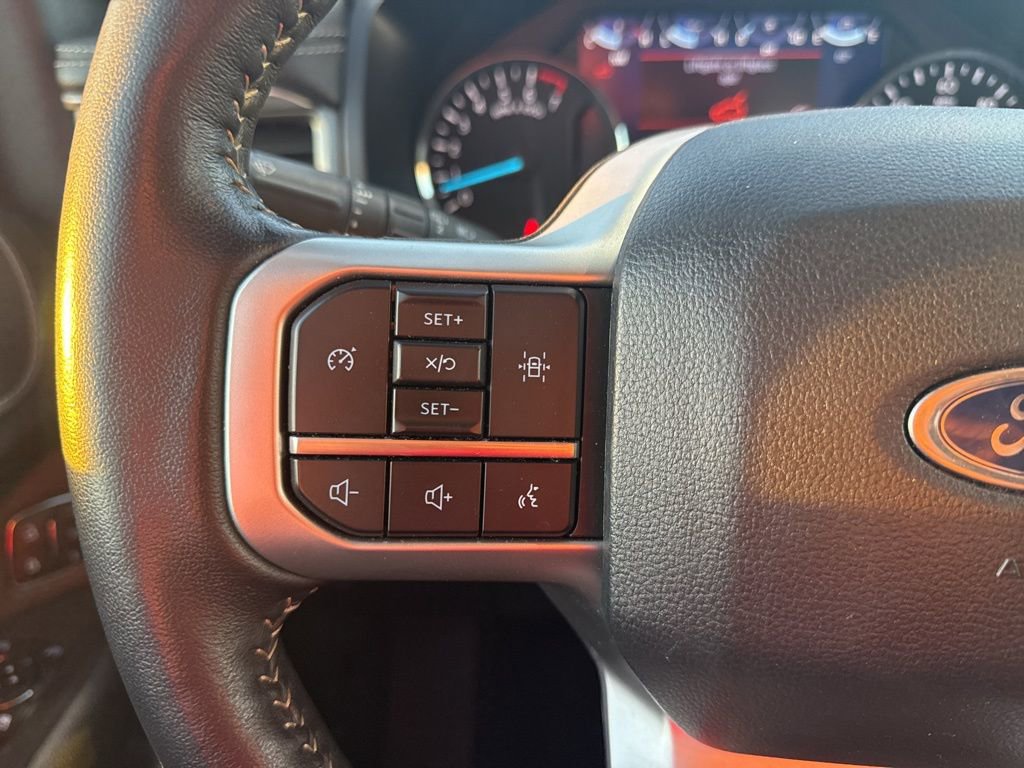 Used 2024 Ford Expedition Max XLT image 16