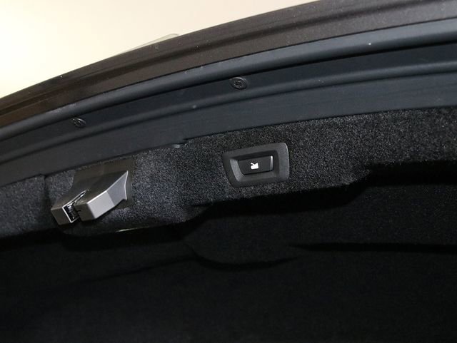 Used 2024 Lucid Air Touring image 33