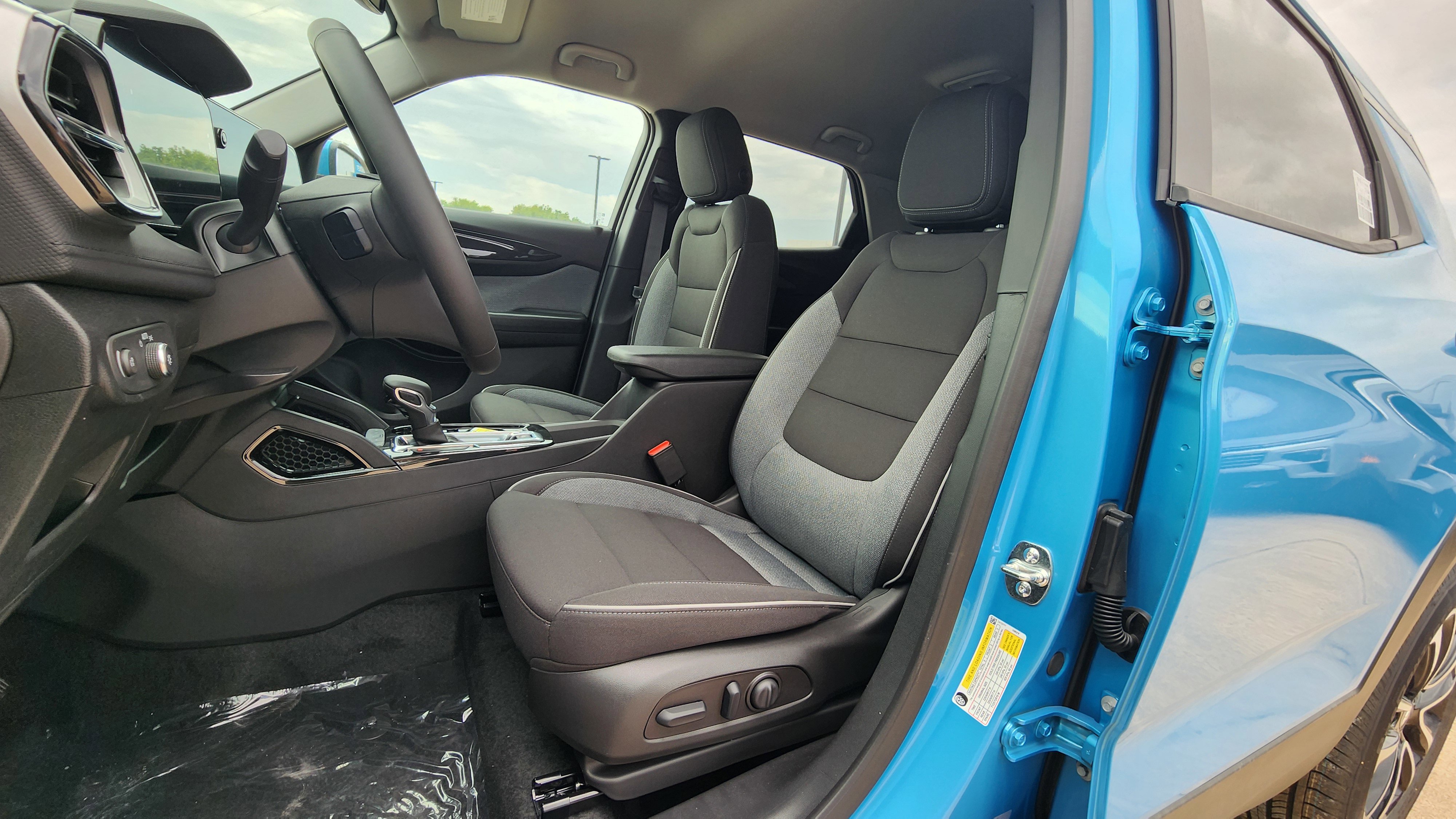 New 2026 Chevrolet TrailBlazer LT w/ Convenience Package AWD/4WD image 13