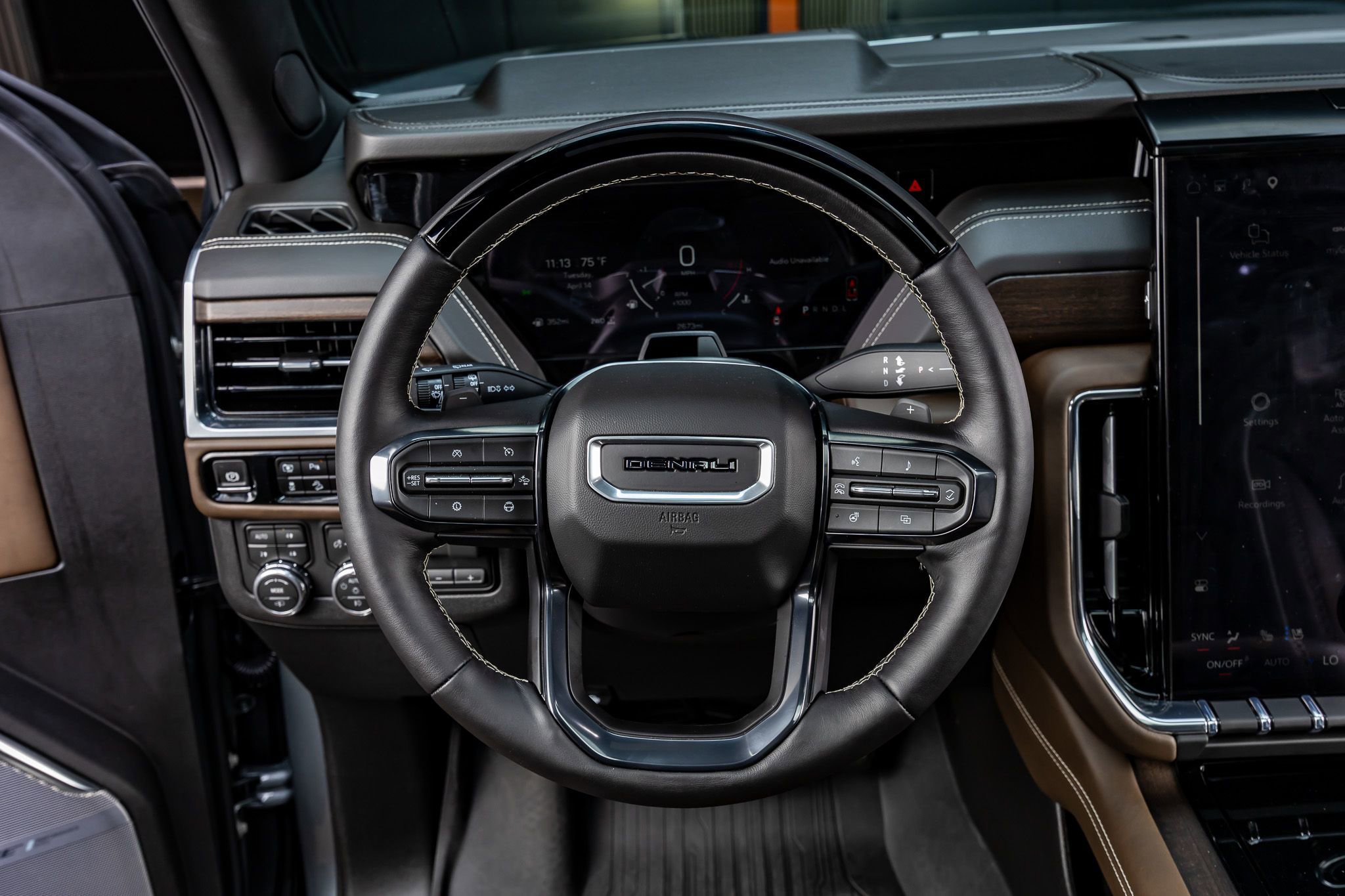 Used 2026 GMC Yukon XL Denali Ultimate image 19