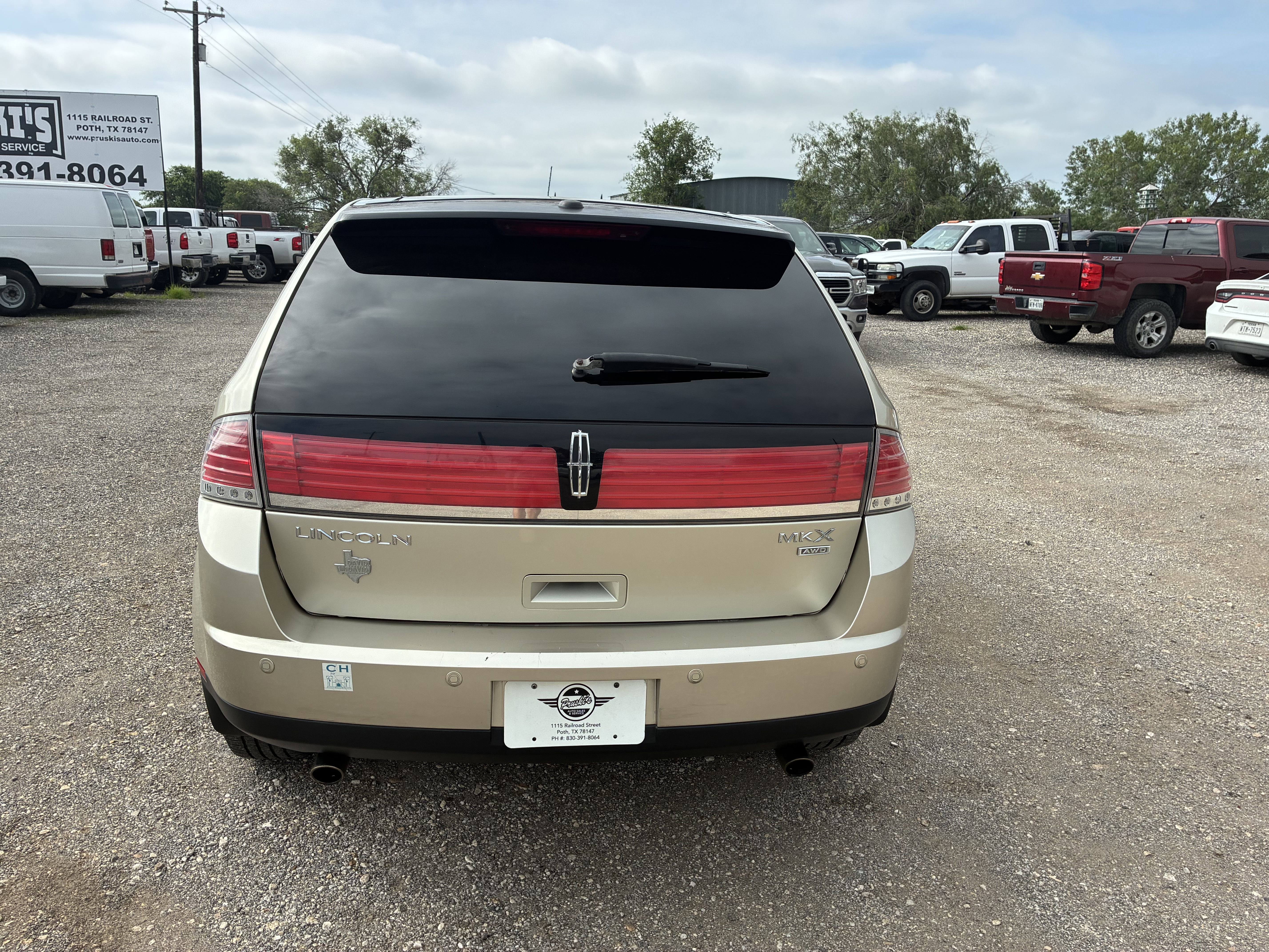 Used 2010 Lincoln MKX AWD image 5