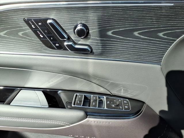 New 2026 Cadillac Lyriq Sport w/ LPO, ONYX Package AWD/4WD image 26