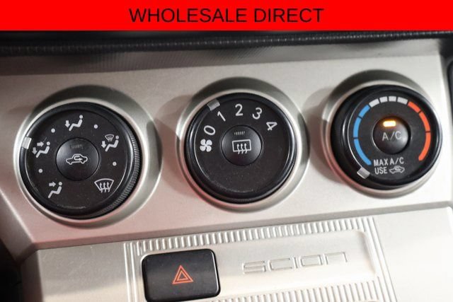 Used 2009 Scion xB FWD image 19