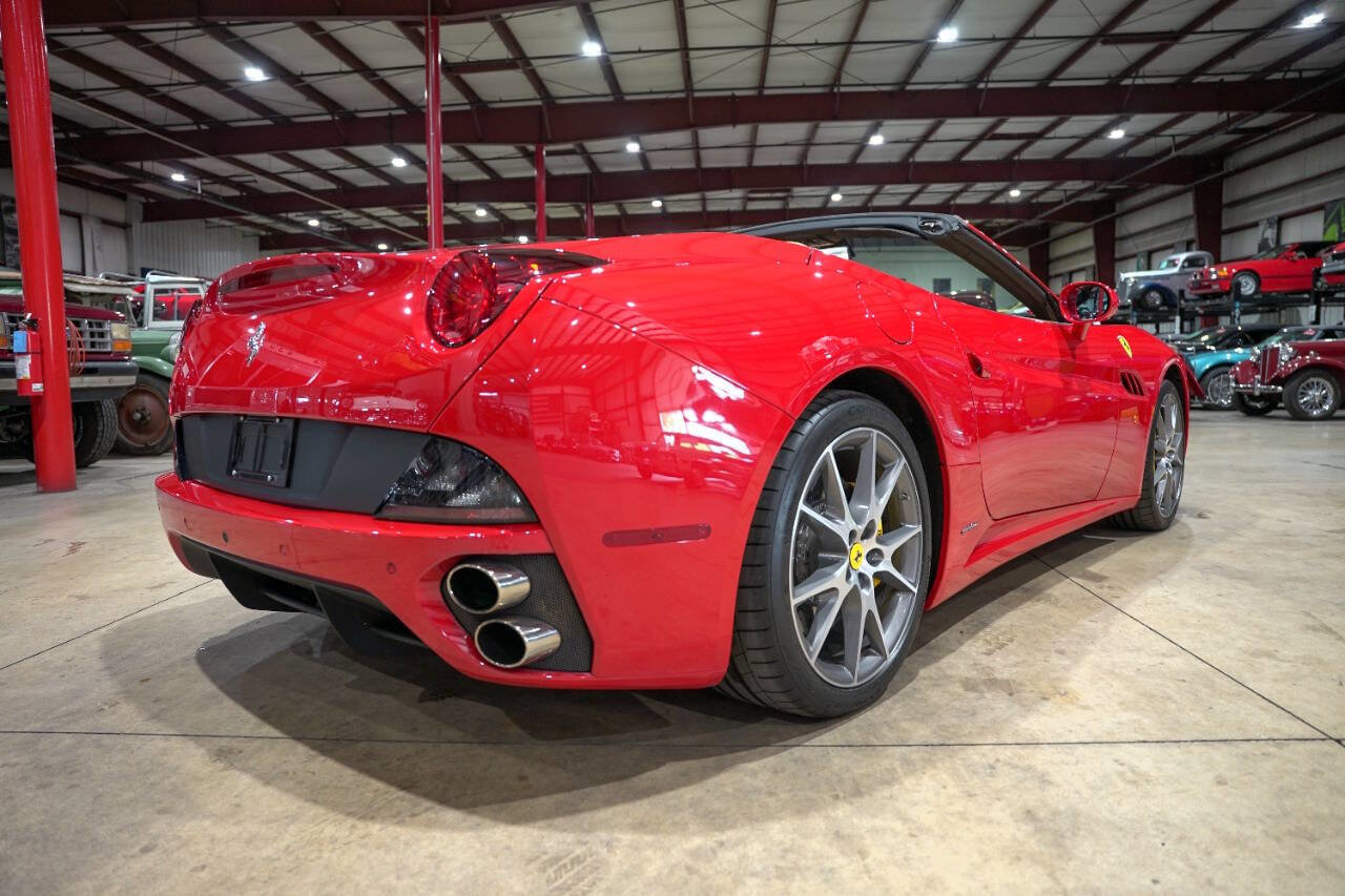 Used 2013 Ferrari California image 8