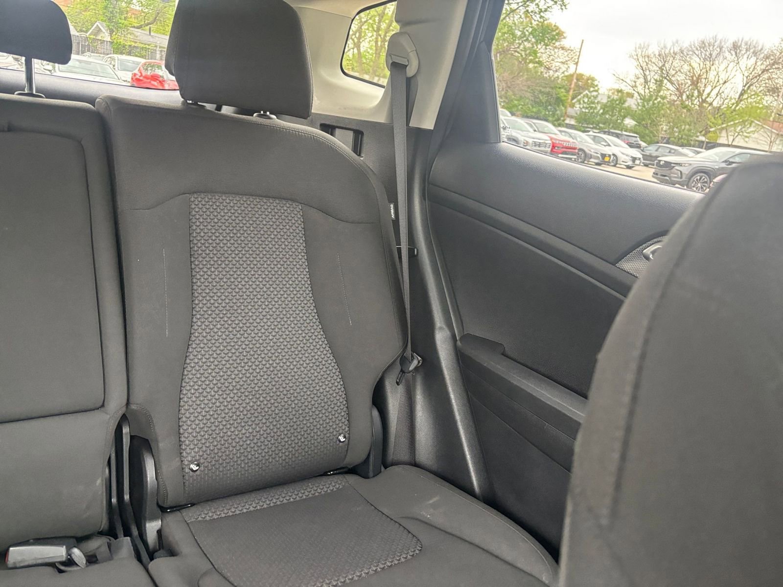 Used 2025 Kia Sportage LX image 35