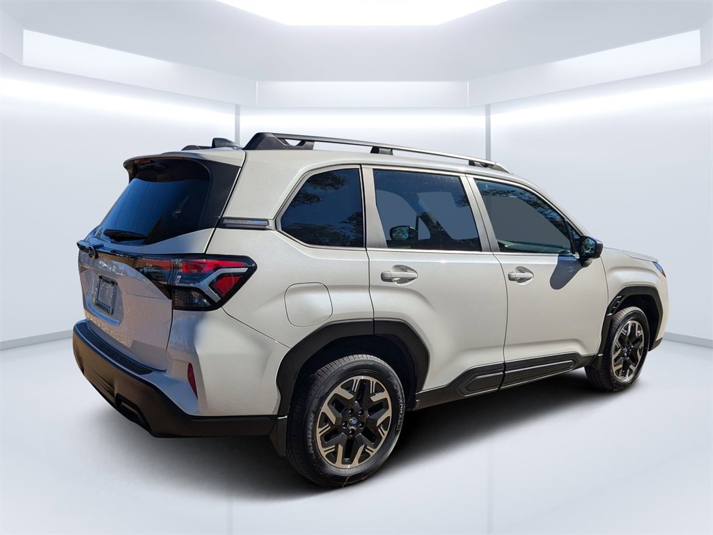 Certified 2025 Subaru Forester Premium image 3