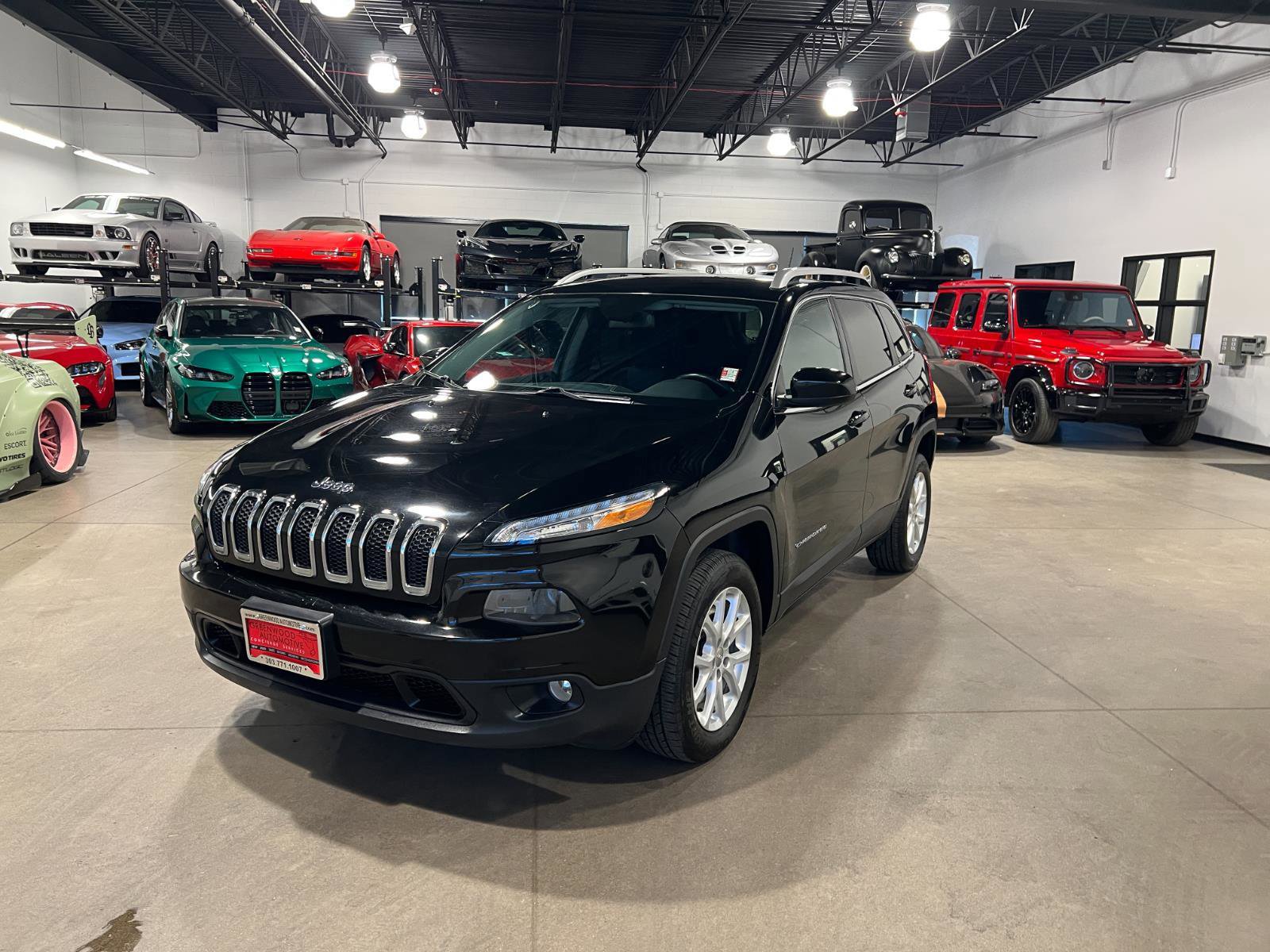 Used 2018 Jeep Cherokee Latitude w/ Cold Weather Group image 7