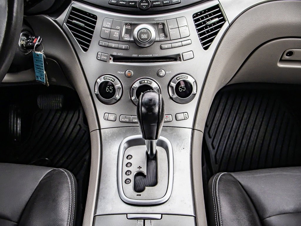 Used 2011 Subaru Tribeca Limited w/ PWR Moonroof & Navigation Pkg image 4