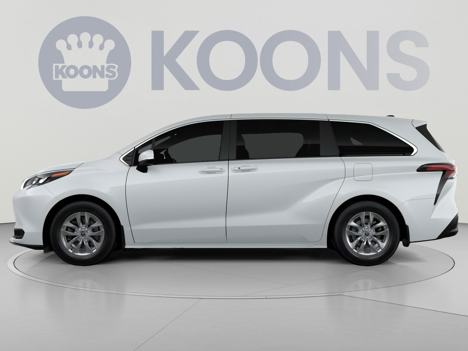 New 2026 Toyota Sienna LE FWD image 5