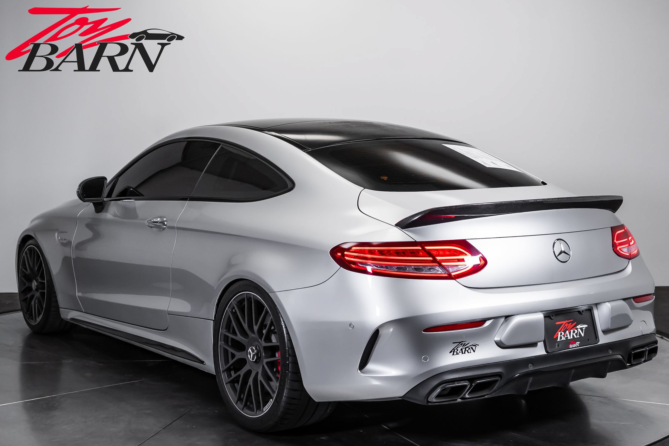 Used 2017 Mercedes-Benz C 63 AMG S image 3