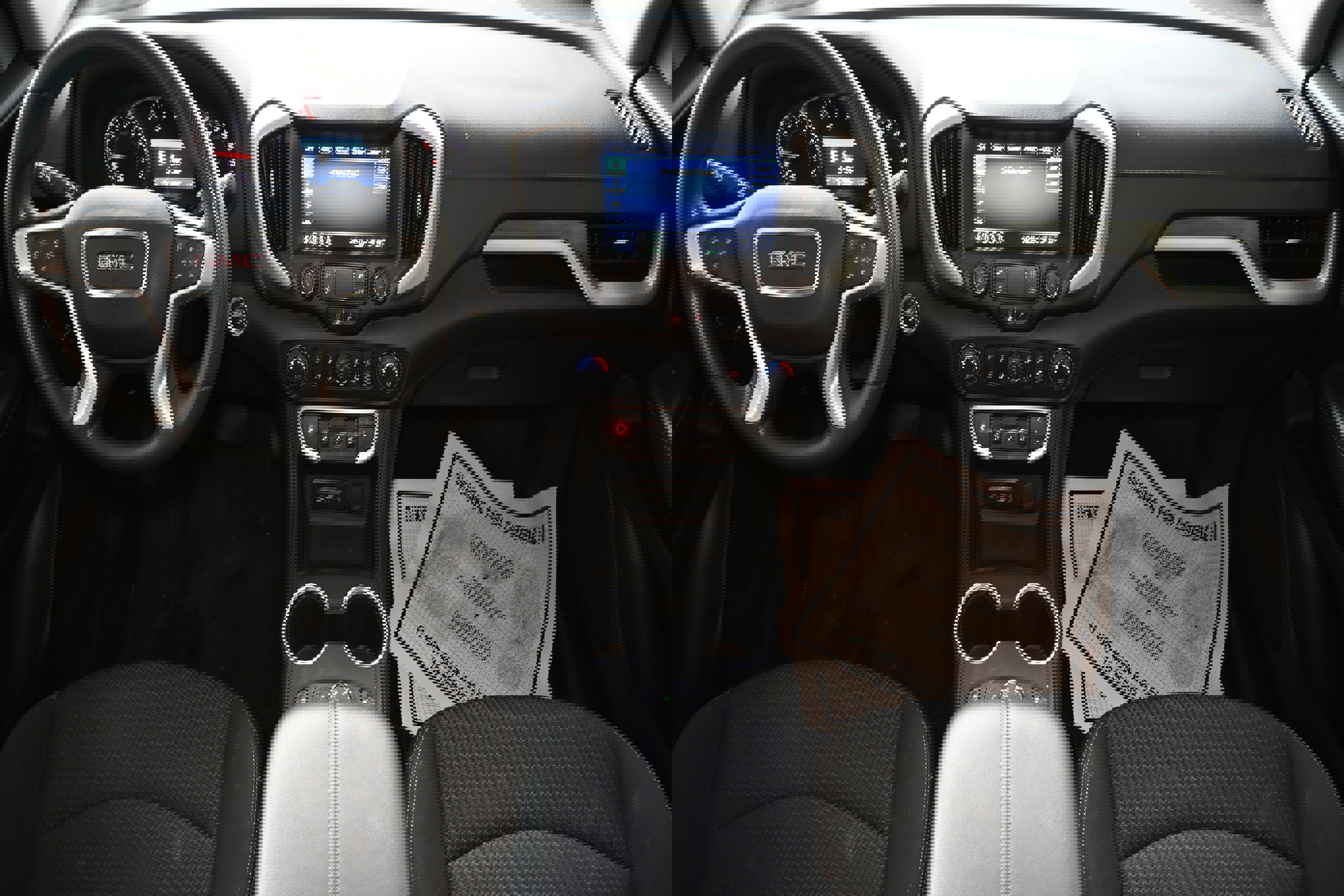 Used 2024 GMC Terrain SLE w/ Driver Convenience Package image 18