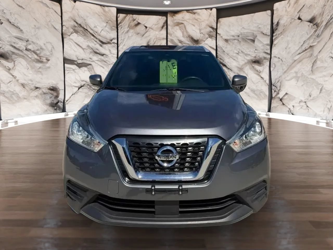 Used 2020 Nissan Kicks SV FWD image 2