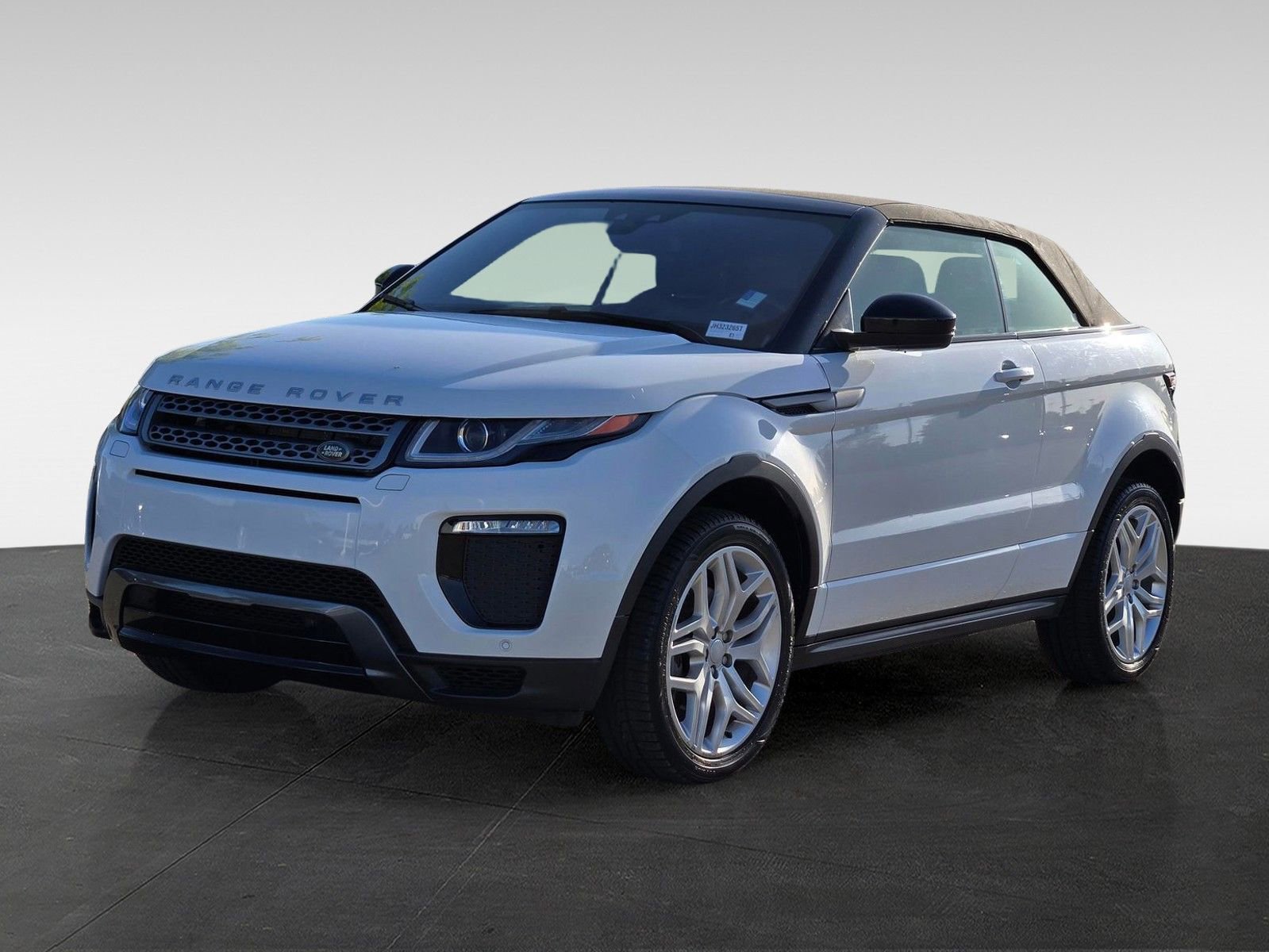 Used 2018 Land Rover Range Rover Evoque SE Dynamic AWD/4WD image 8