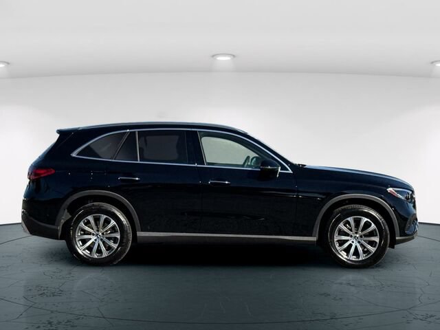 Certified 2026 Mercedes-Benz GLC 300 4MATIC image 7