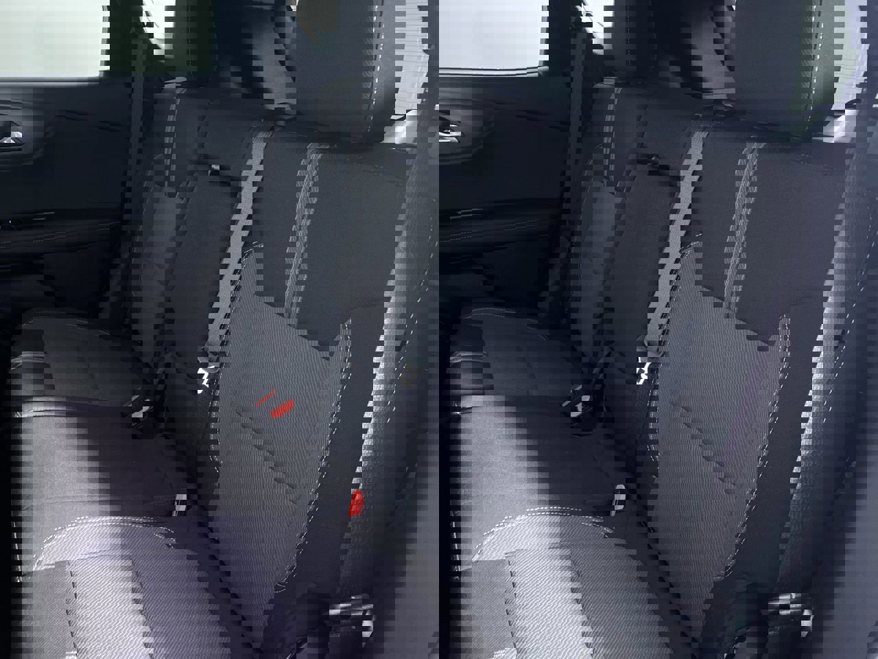 Certified 2024 Chevrolet Blazer LT w/ Convenience Package image 12