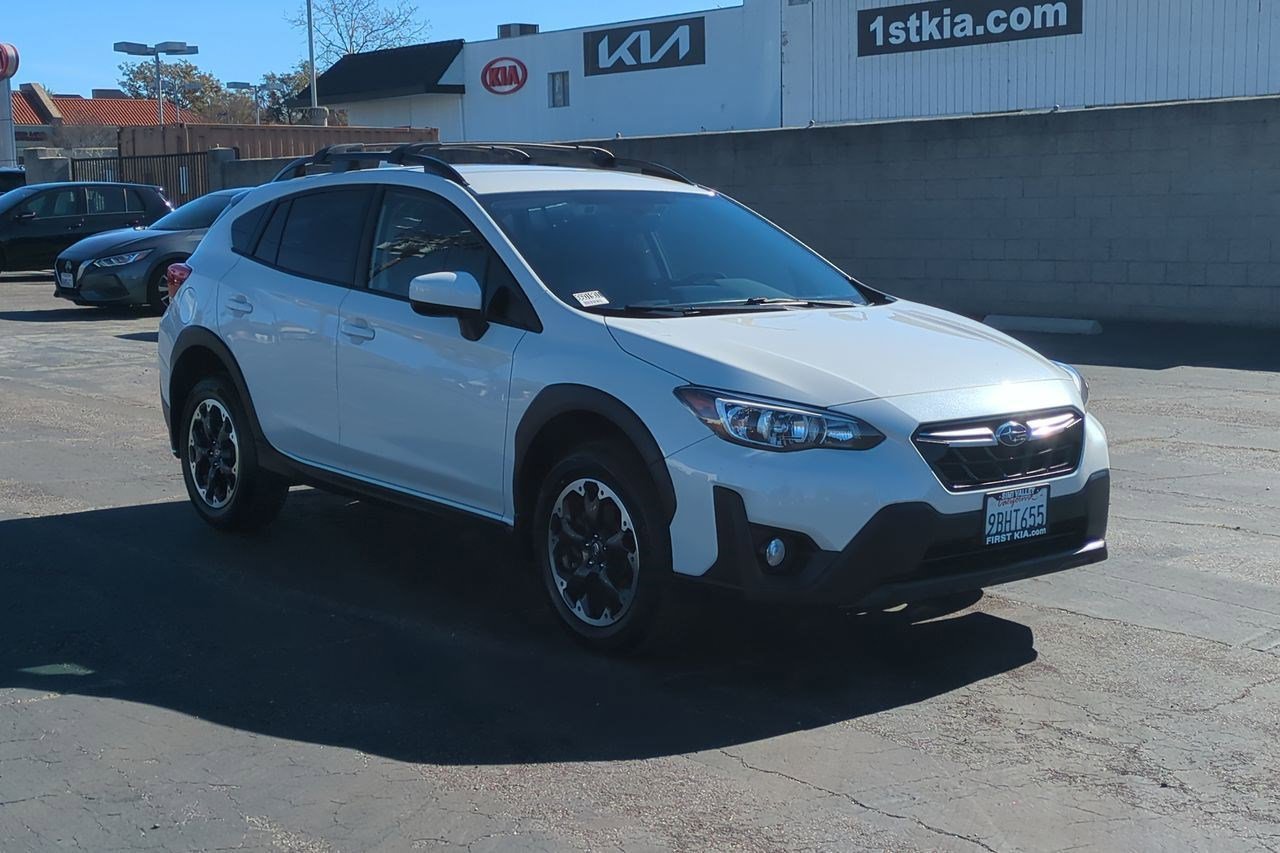 Used 2022 Subaru Crosstrek 2.0i Premium w/ Popular Package #2 image 3