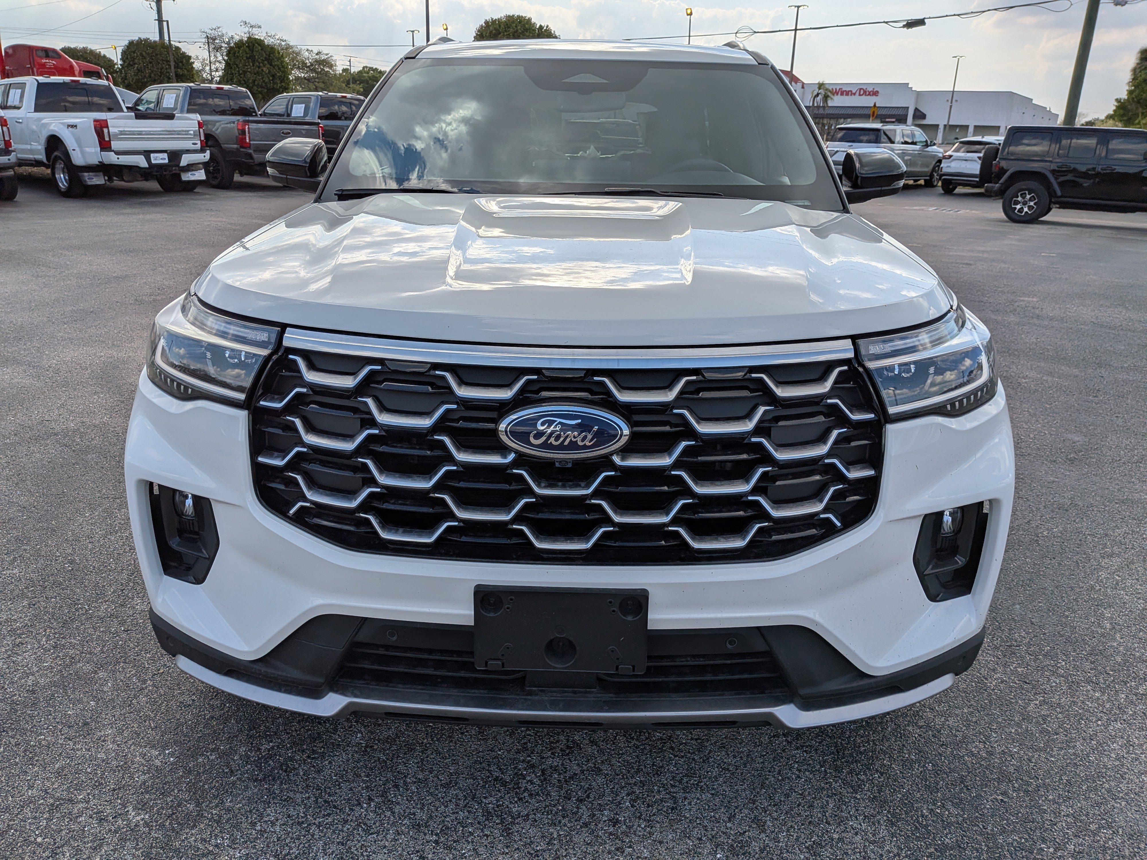 New 2026 Ford Explorer Platinum RWD image 9