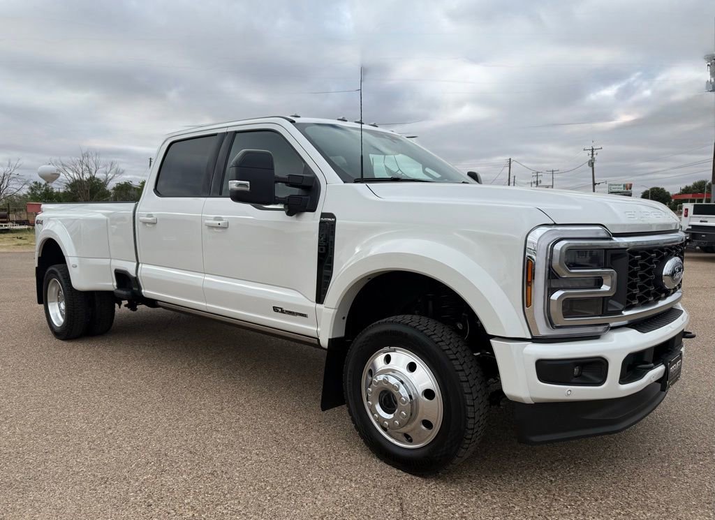 Used 2026 Ford F450 Platinum w/ Camper Package AWD/4WD image 1